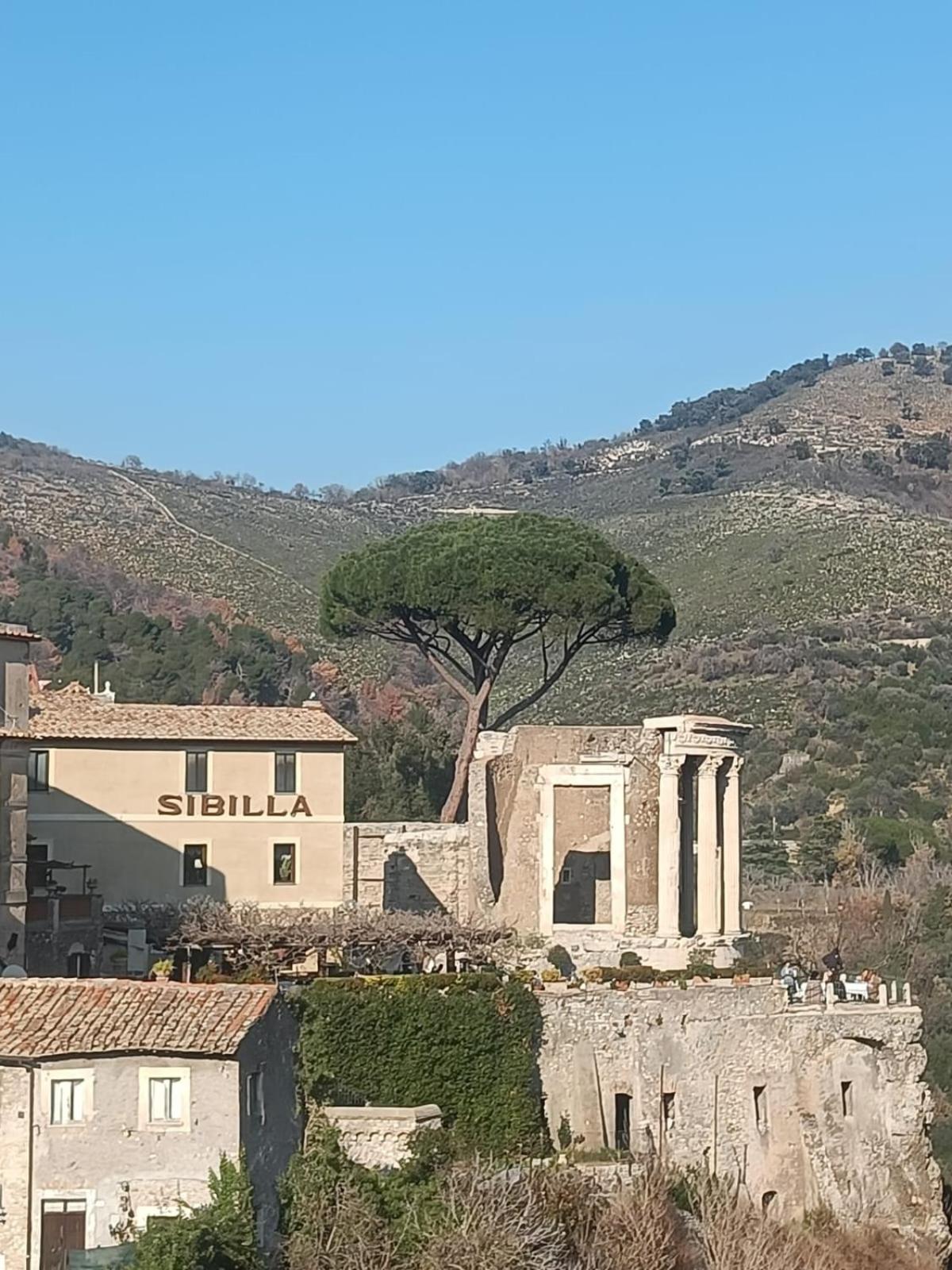 Romantic Stay In Tivoli Exteriér fotografie